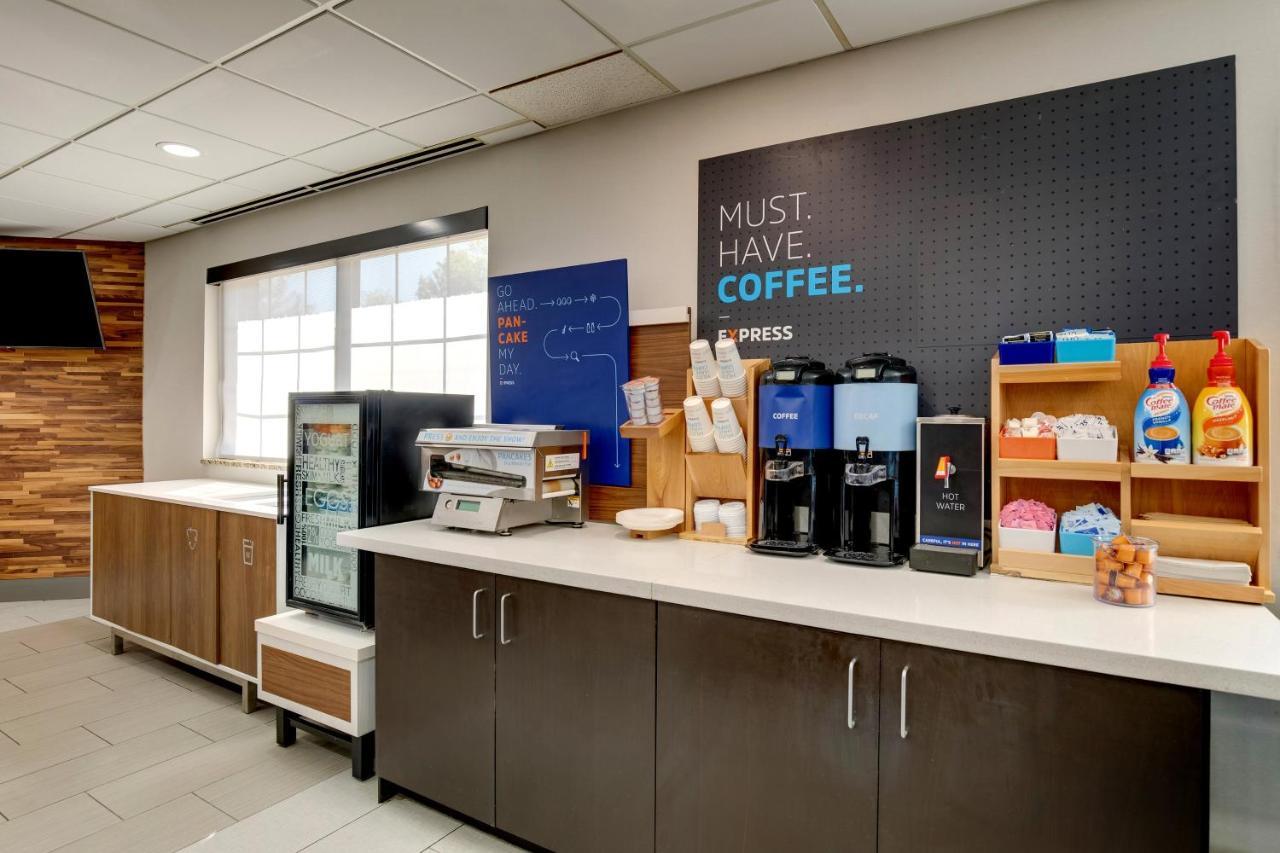 Holiday Inn Express I-95 Capitol Beltway - Largo By Ihg Extérieur photo
